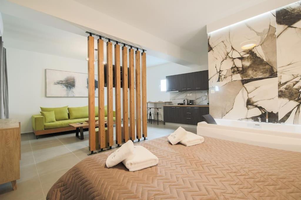 *Oasis* Best View Jacuzzi New Central Apartment Volos Luaran gambar