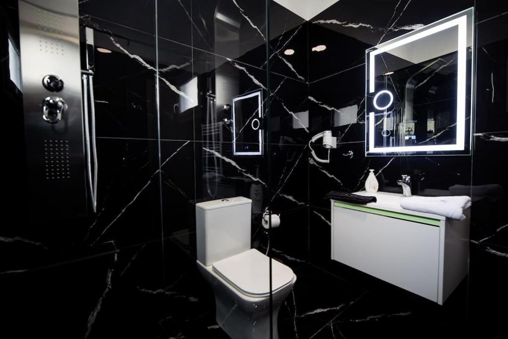 *Oasis* Best View Jacuzzi New Central Apartment Volos Luaran gambar