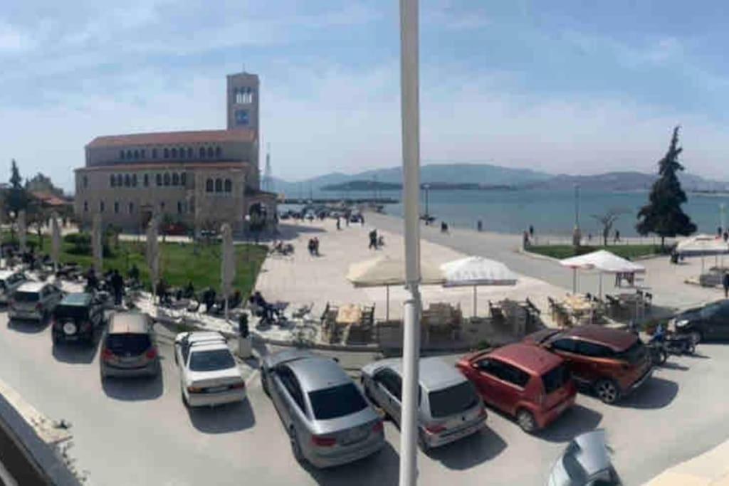 *Oasis* Best View Jacuzzi New Central Apartment Volos Luaran gambar